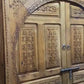 Porte marocaine extérieure intérieure traditionnelle  Porte en bois sculptée, avec un modèle d’illustration amarré