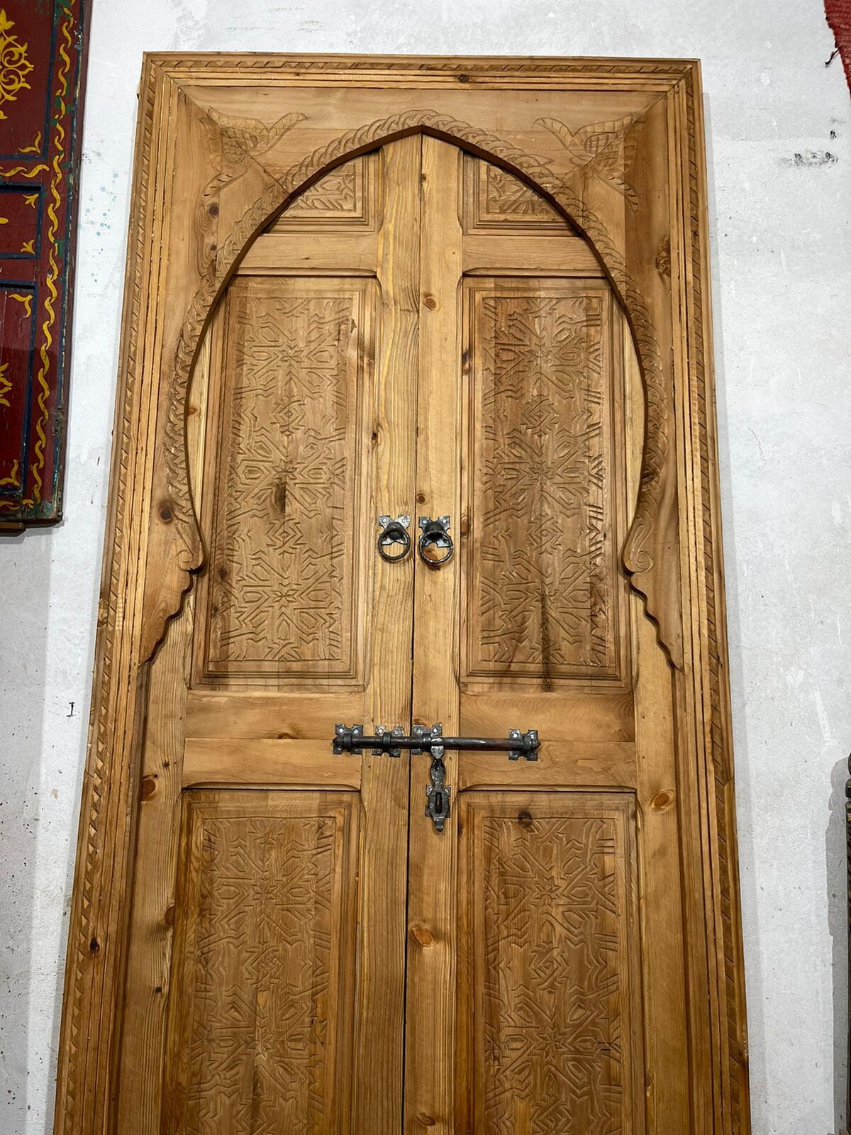DOUBLE CARVED INTERiOR DOOR | Wall deco | Moroccan Wooden Door