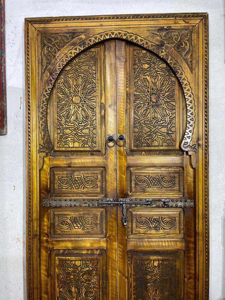 Double antique door | Moroccan old door | Interior Decor salon | Wall deco | Carved Wooden door