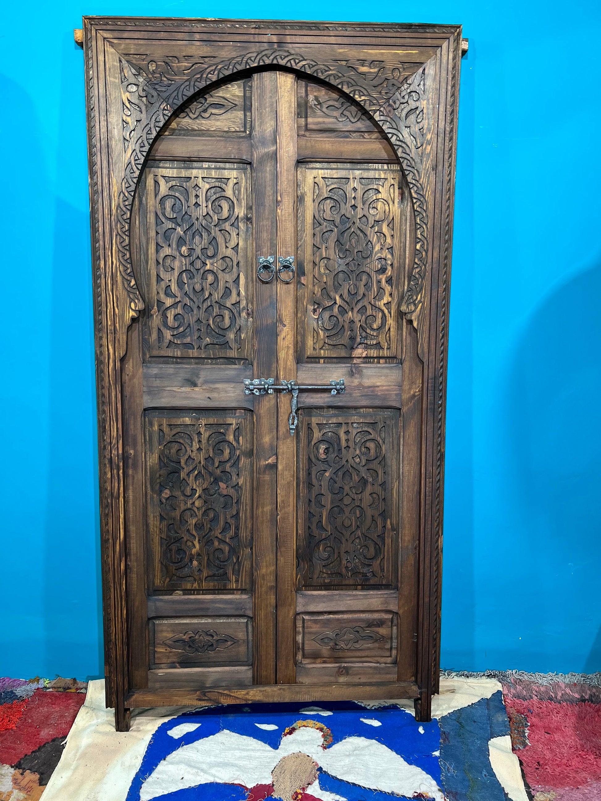 Wooden Double Carved Door , Amazing front door sale , Unique old carved antique door .