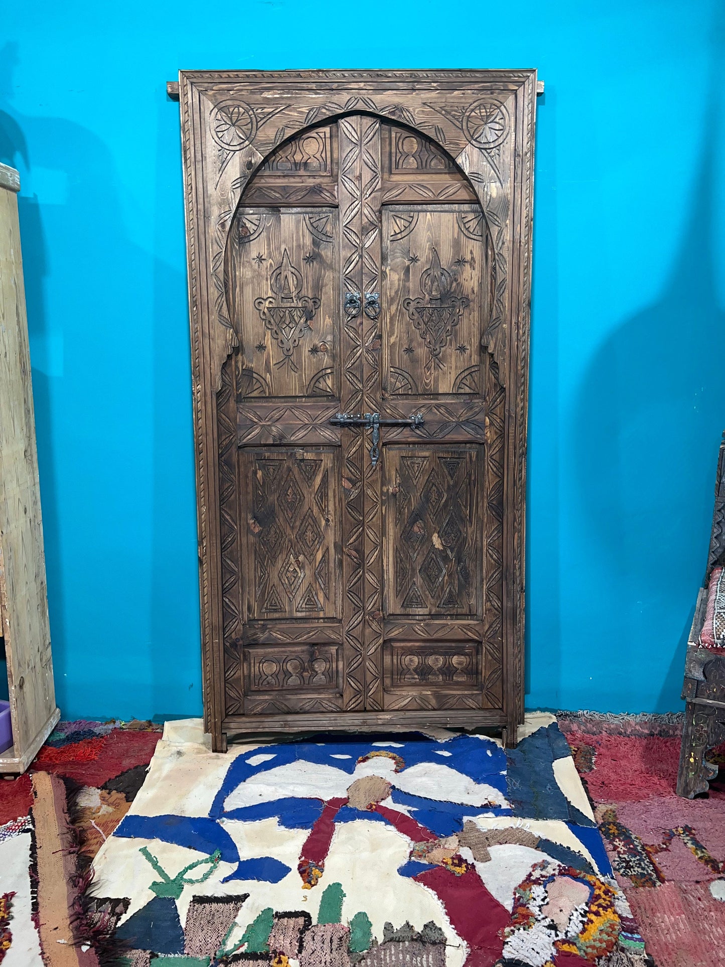 Handmade Wooden Door, the best quality of wood , Unique Moroccan Door, Vintage berbère door,