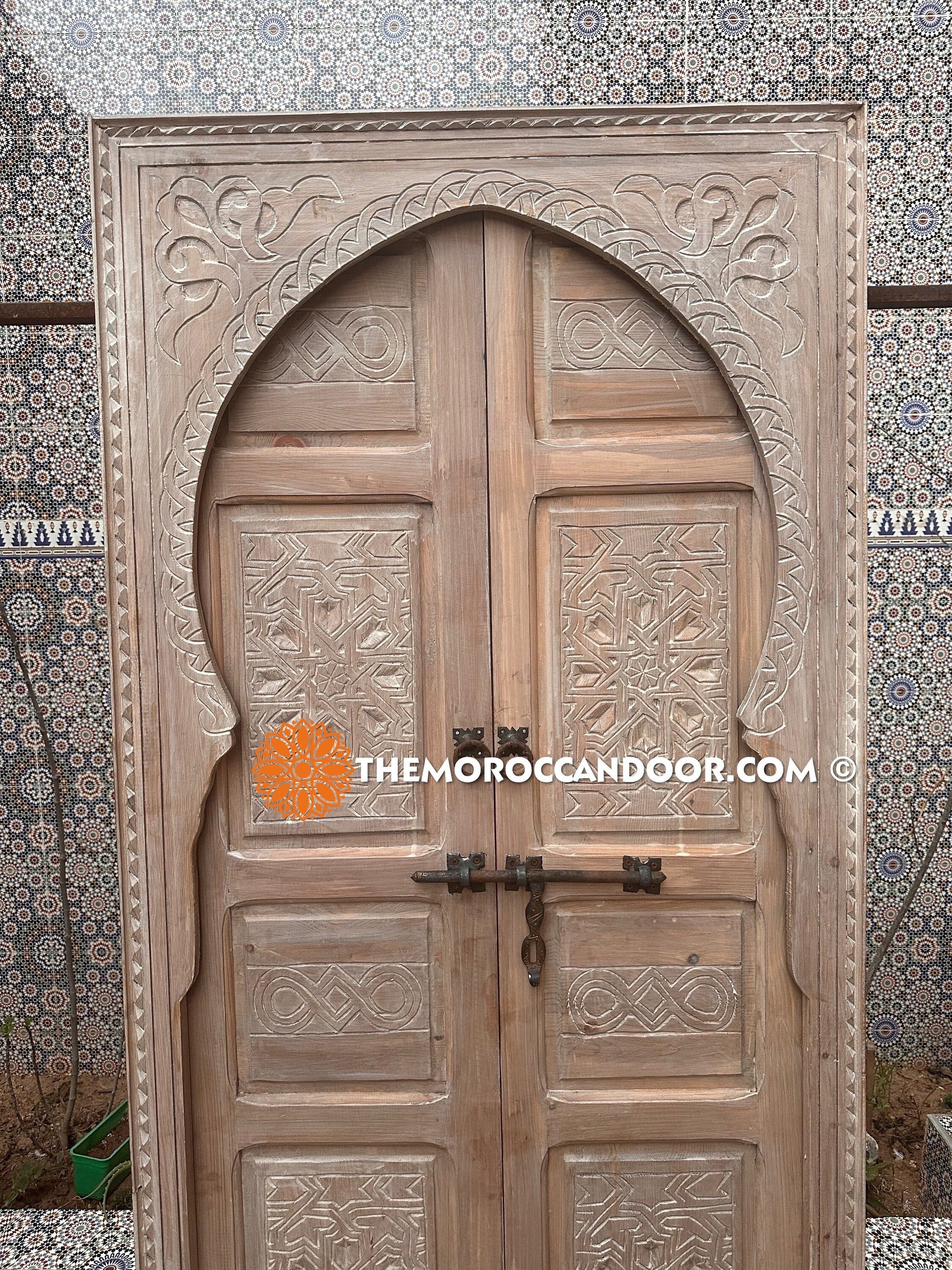 Hand-Carved White Degradé Door